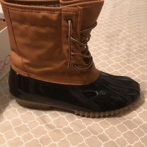 Brown duck boots